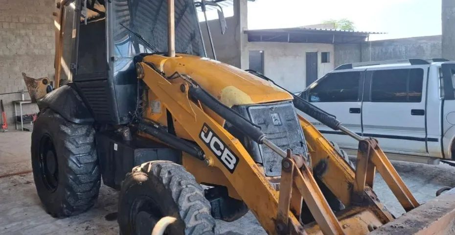 Jcb 3c plus Retroescavadeira  - Foto 4