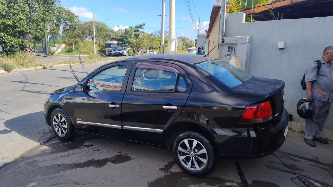 Volkswagen Voyage 2010