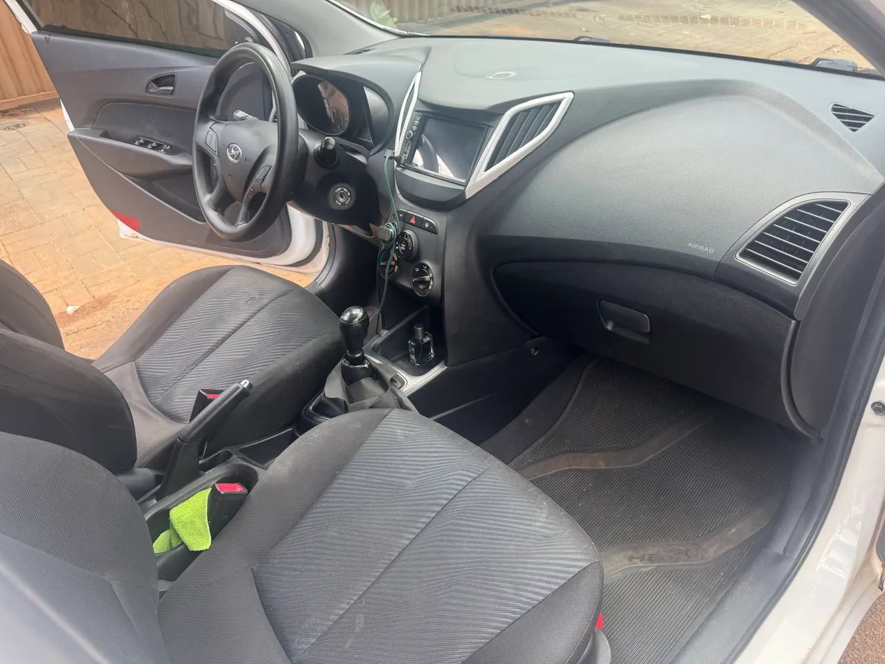 Hyundai HB20 C./c.plus/c.style 1.6 Flex 16V Mec. 2014 - Foto 3