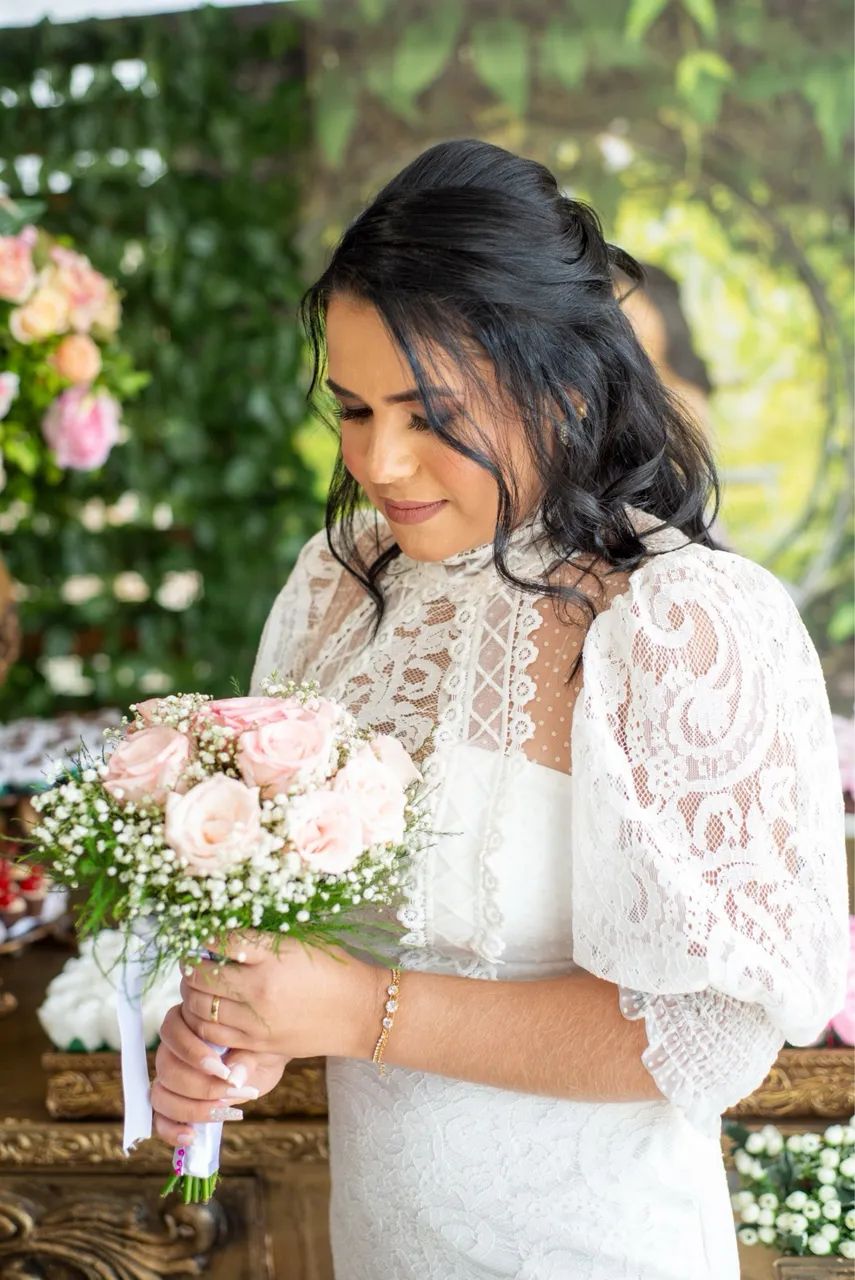 Vestido Branco de Renda - Usado 1 vez - Foto 2