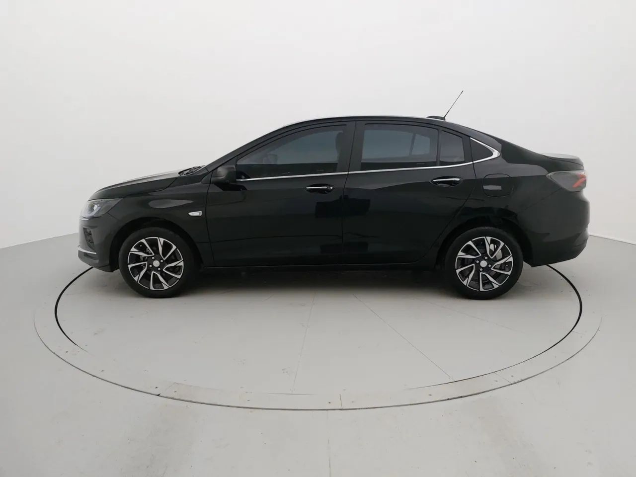 Chevrolet Onix Sedan Plus Premier 1.0 12V TB Flex Aut. 4P, foto 2 de 18