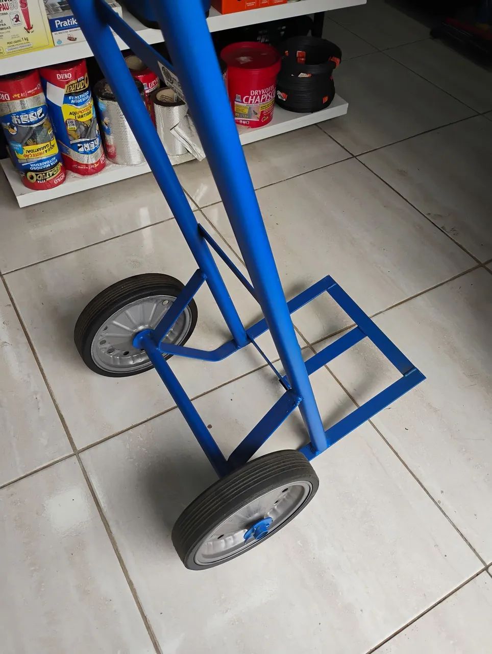 Carrinho de carga 150kg pneu maciço novo