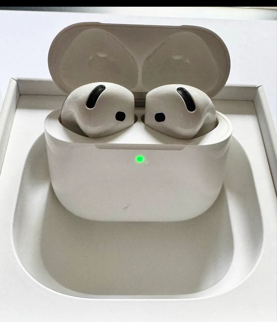 Airpods 4 Apple