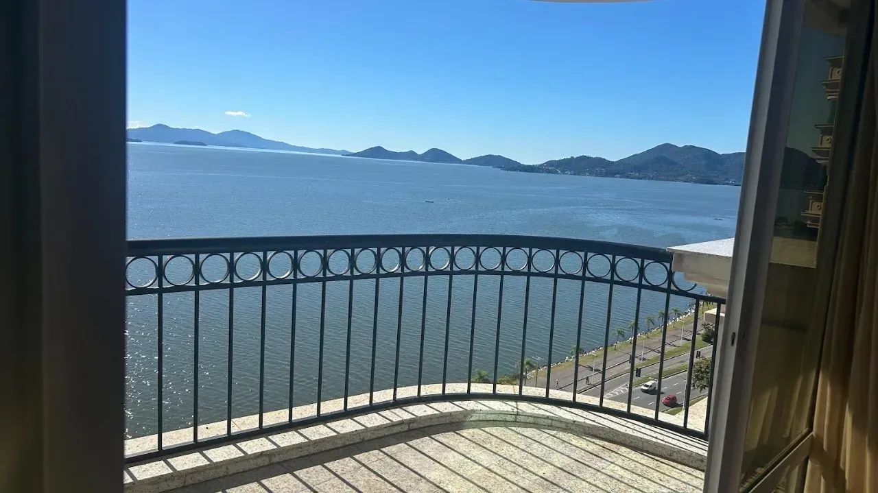 Apartamento de 3 suítes à venda na Agronômica, em Florianópolis. - Foto 2