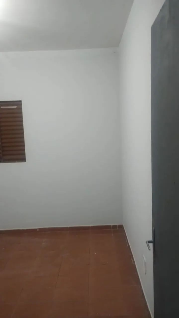 Alugo apto QD 30 GAMA LESTE