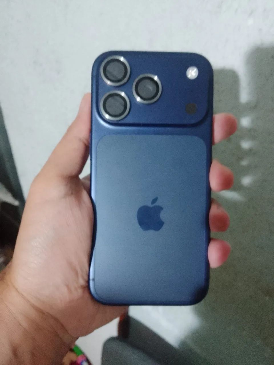 iPhone 17 pro azul 256GB. Analiso troca. 