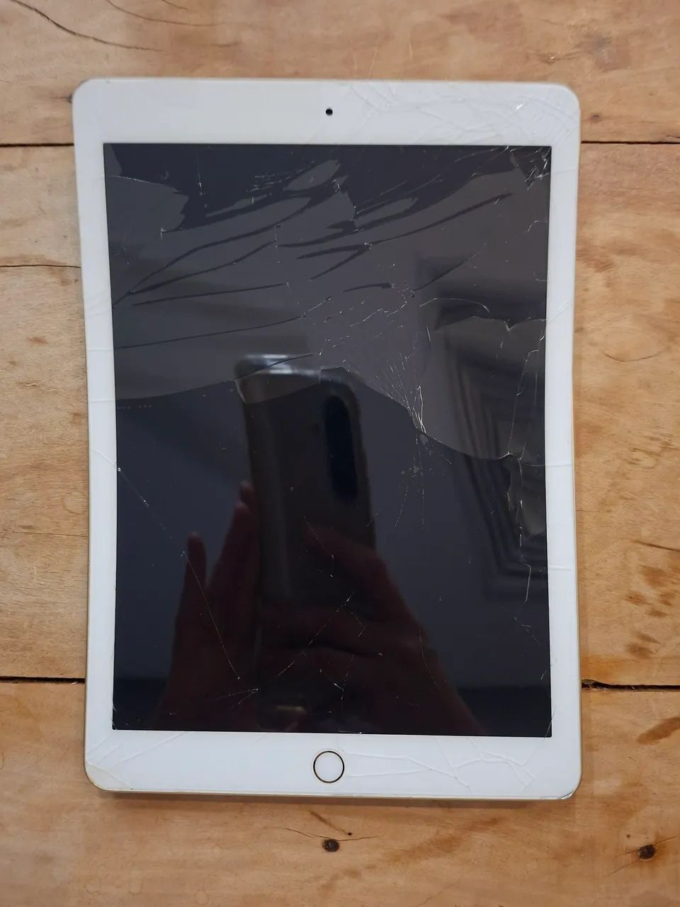 Apple iPad 5° geração Danificado