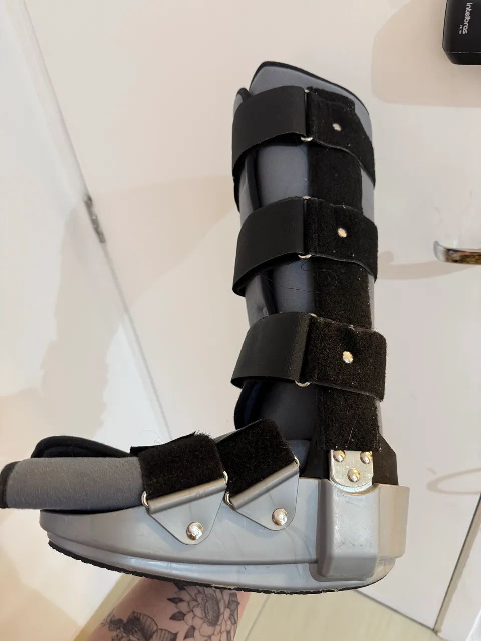 Bota ? Robofoot Salvapé - Médio/ Longa - Nova