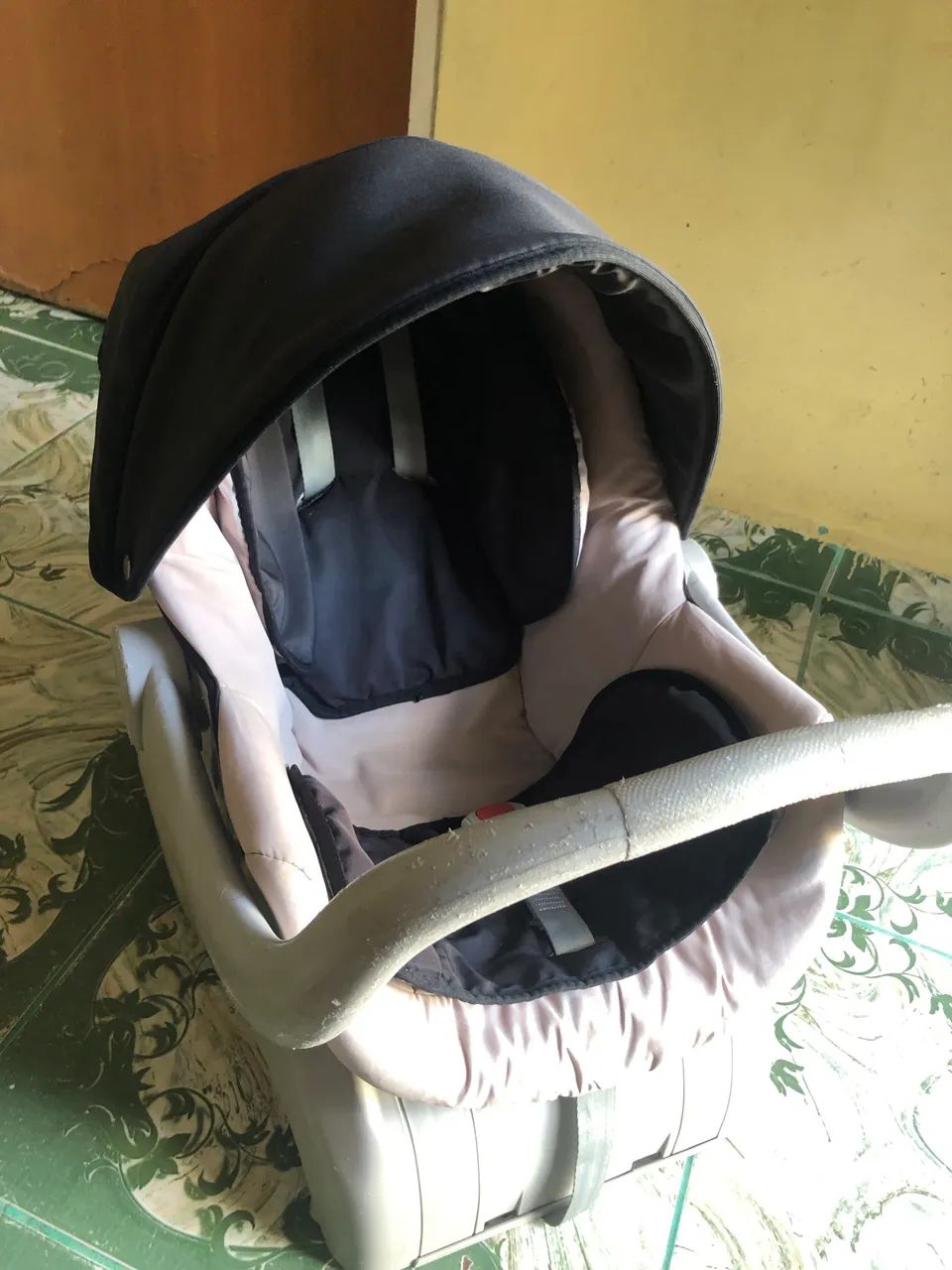 Bebê conforto com base galzerano
