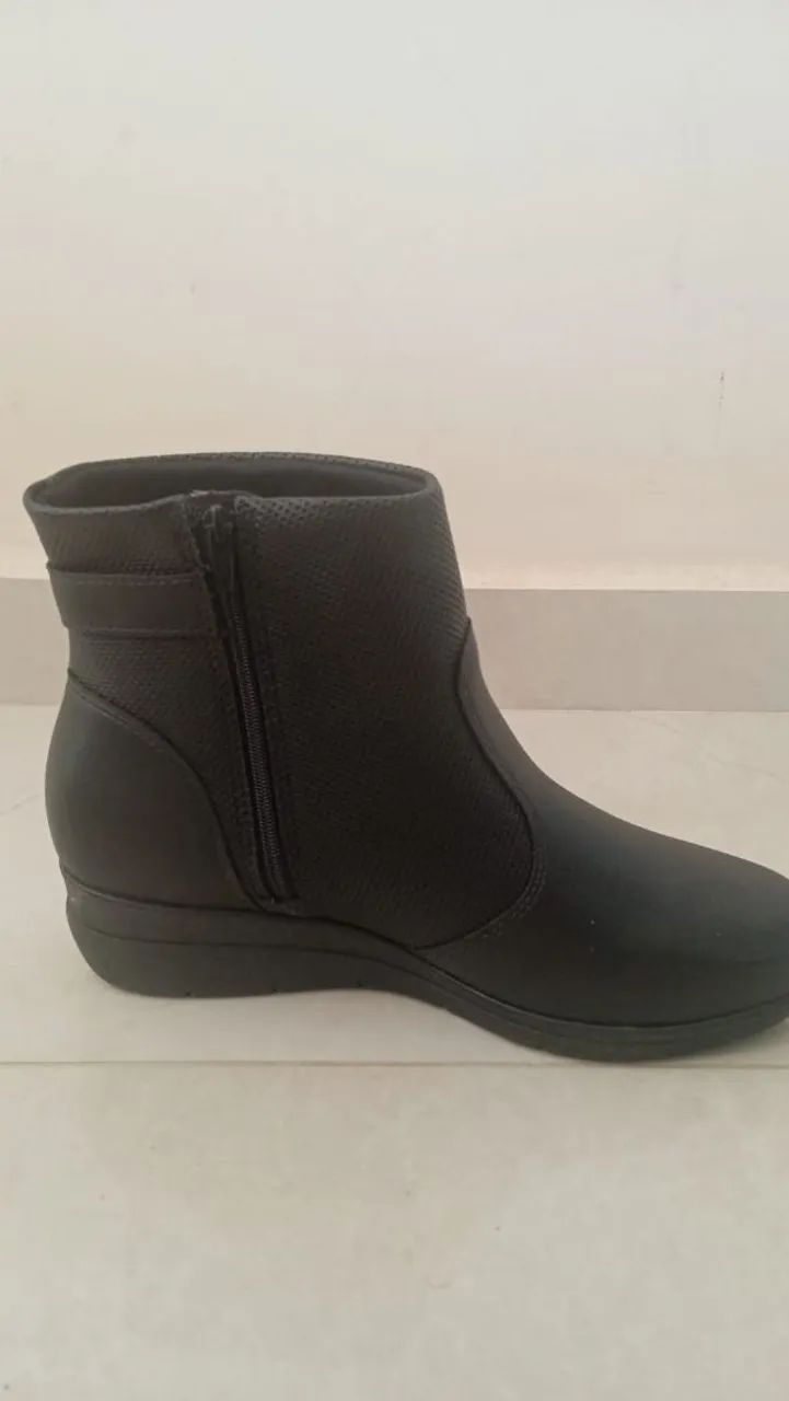 Bota feminina NOVA  - Foto 4