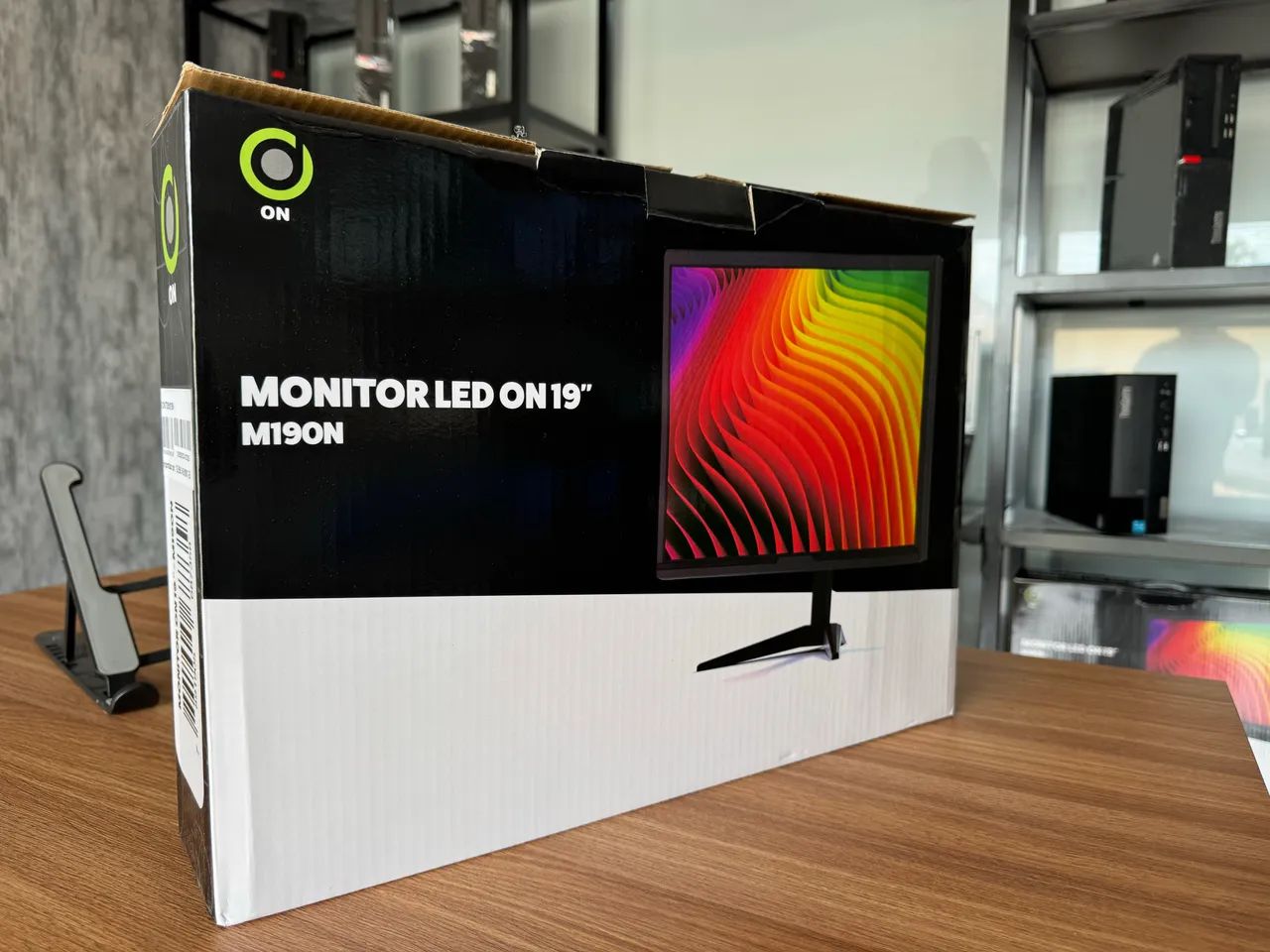 Monitor led on 19 polegadas novo  - Foto 2