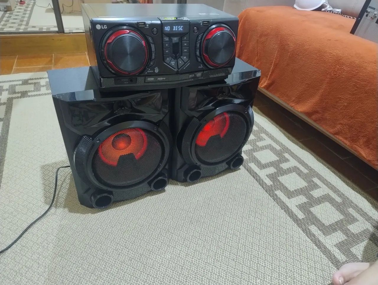 Vendo um som e uma televisão de 50 polegada  - Foto 2