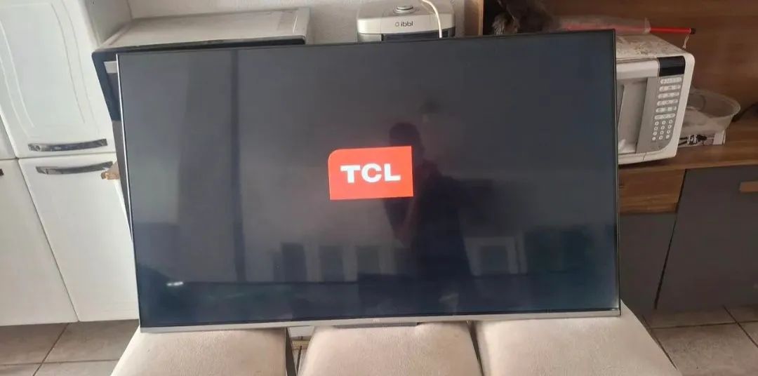 TV TCL 55" 4K ULTRA SEMI-NOVA ( SEM OS PÉS)