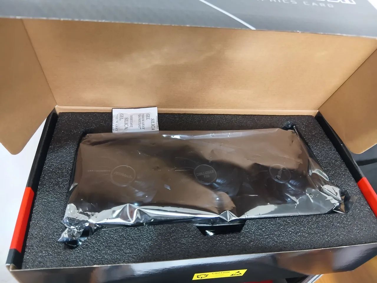 Placa de vídeo RX 7600, 8gb, triple fan - Foto 5