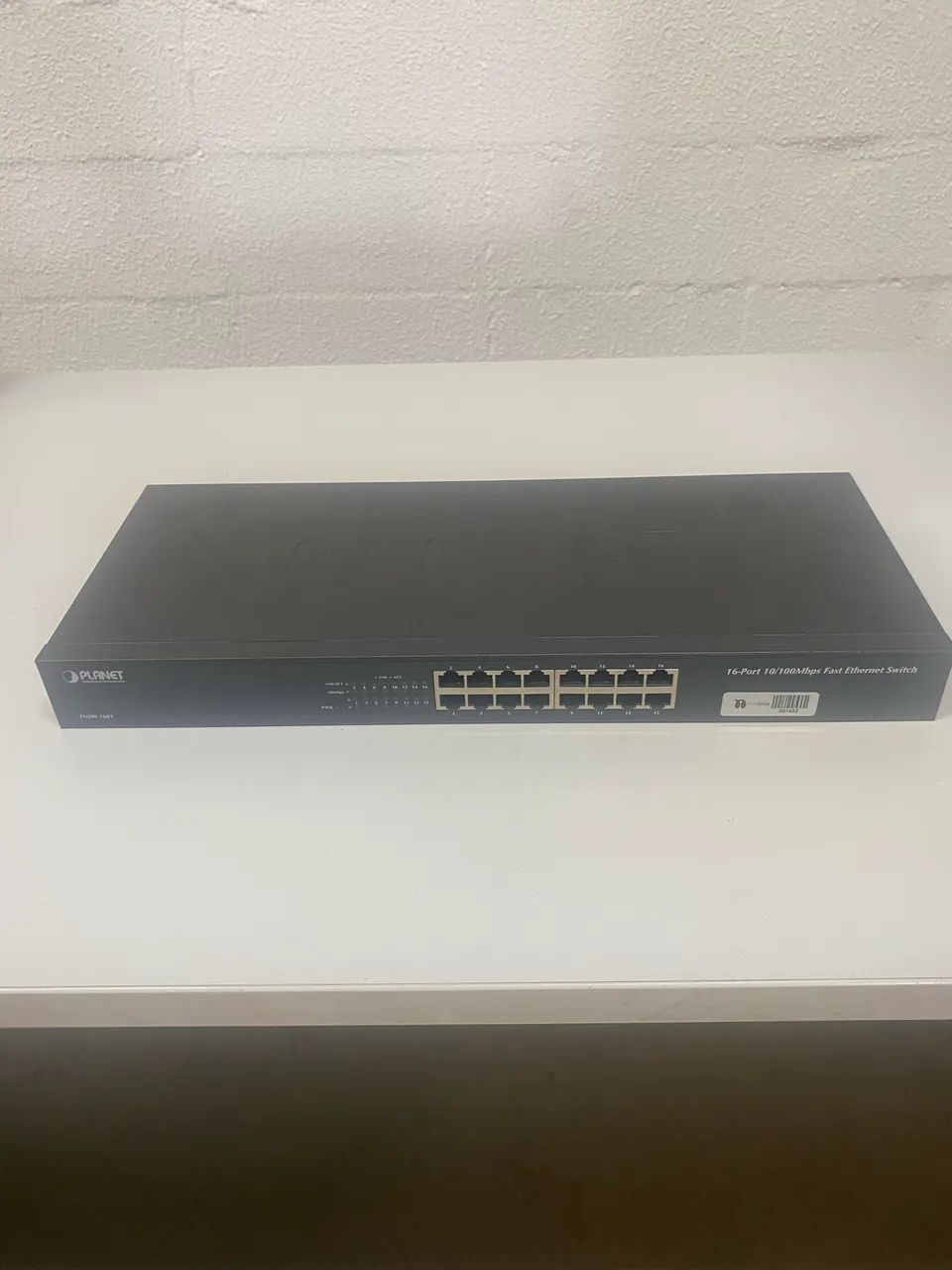 Switch Planet FNSW 1601 16 portas 10/100 Mbsp