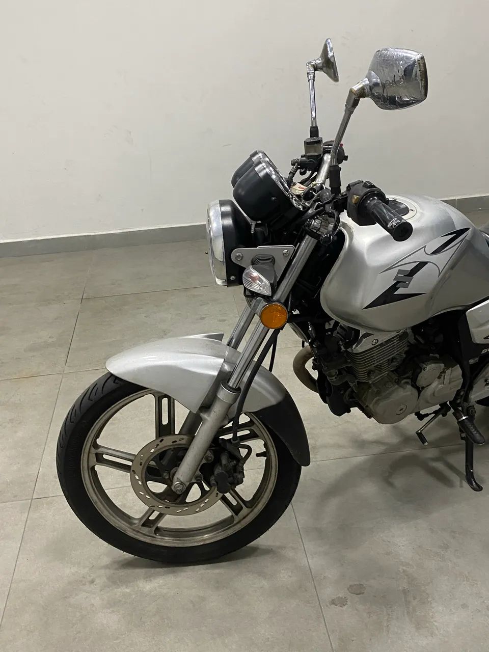 Suzuki 150 gsr 