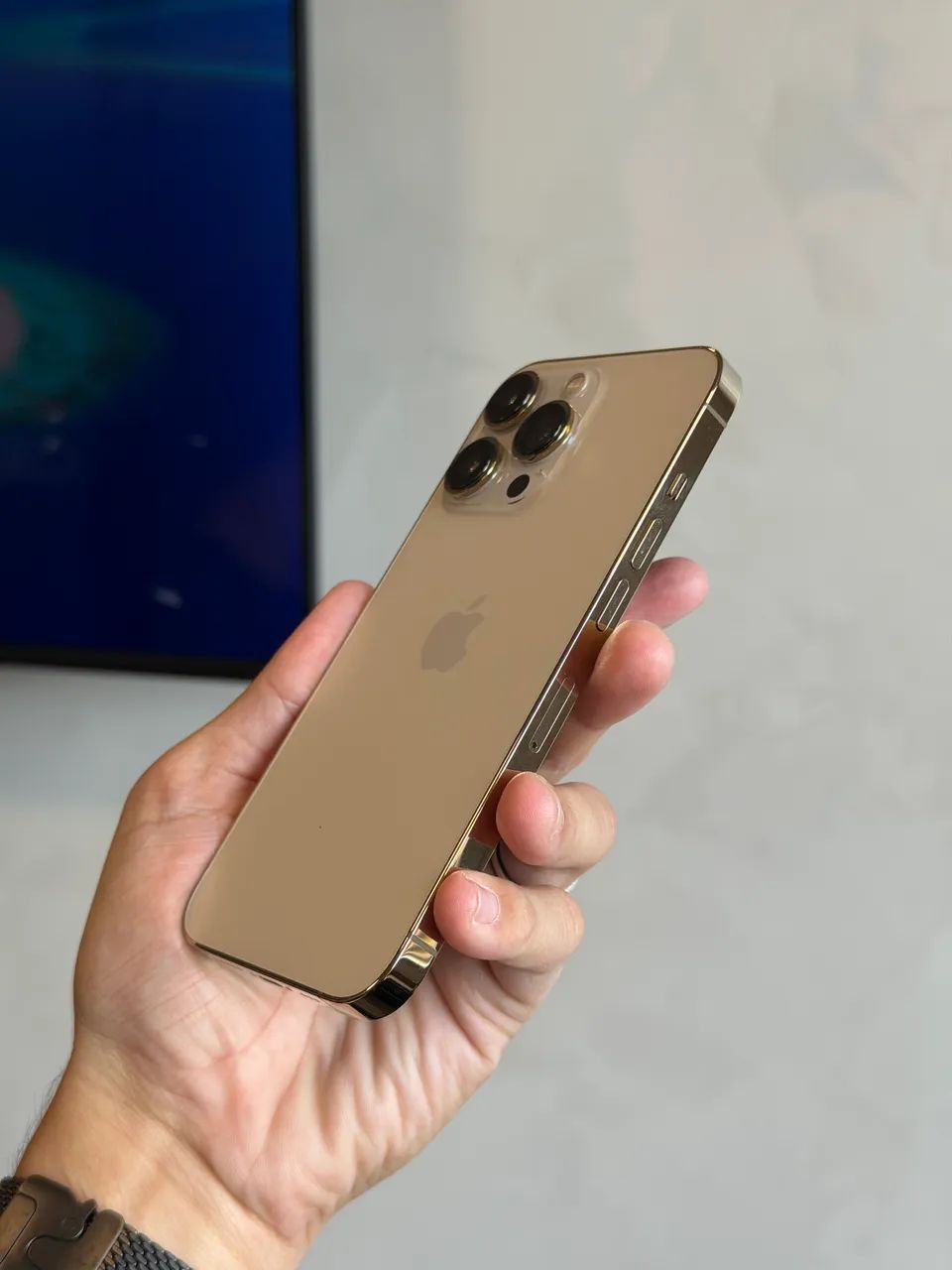 iPhone 13 Pro 128 Dourado Excelente Loja física  - Foto 2