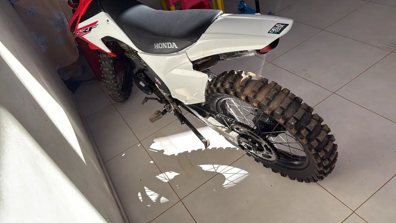 CRF 230 2012 - Foto 3