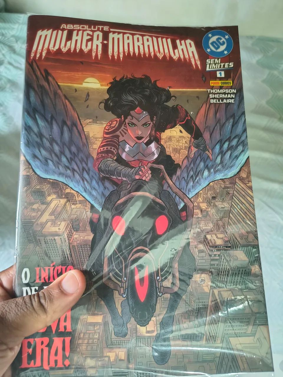 Absolute Mulher Maravilha  01