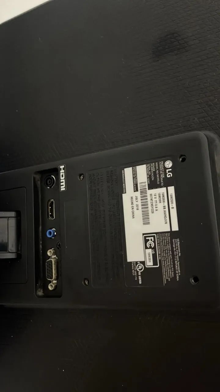 LG 19M38H-B Usado  - Foto 4