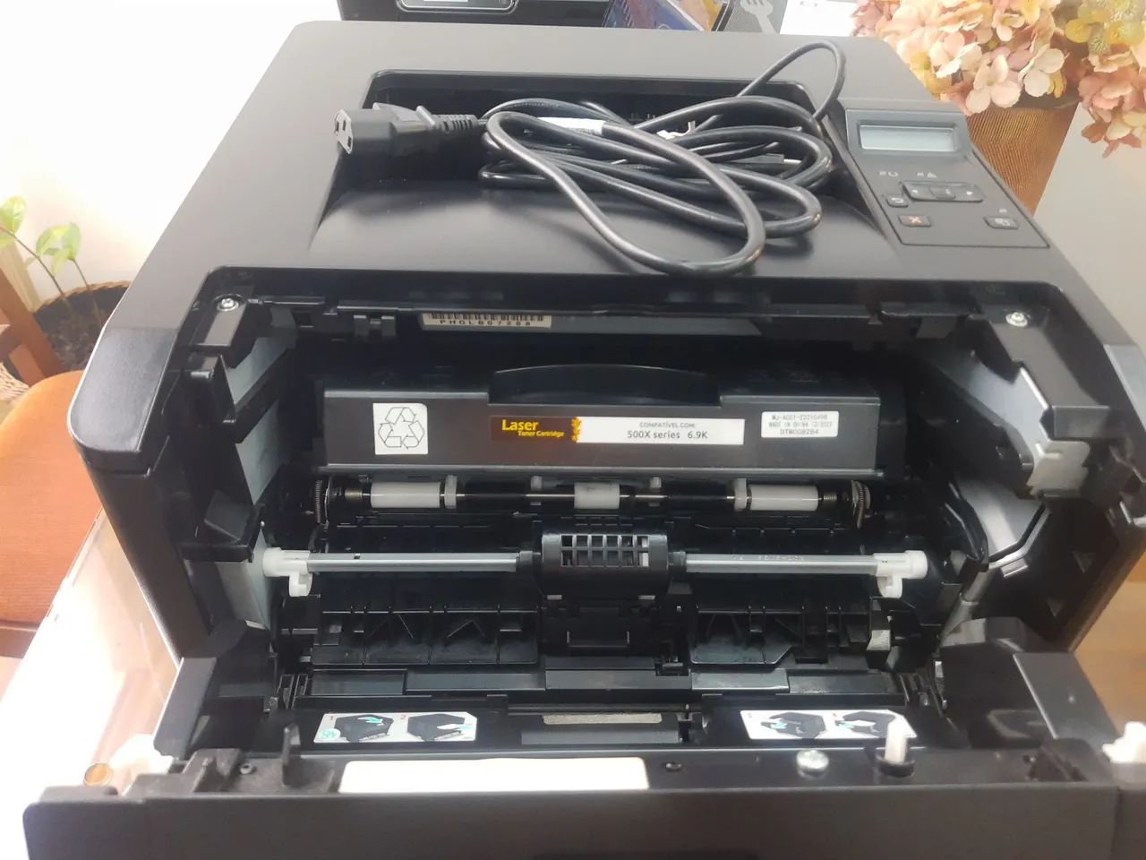 Impressora  hp laserjet Pro 400 m401dne usada - Foto 4