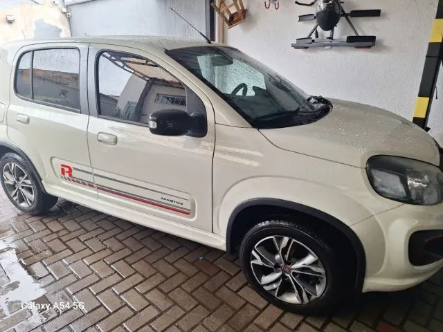 Fiat Uno Sporting 1.3 Flex 8V 5P 2017 - Foto 2