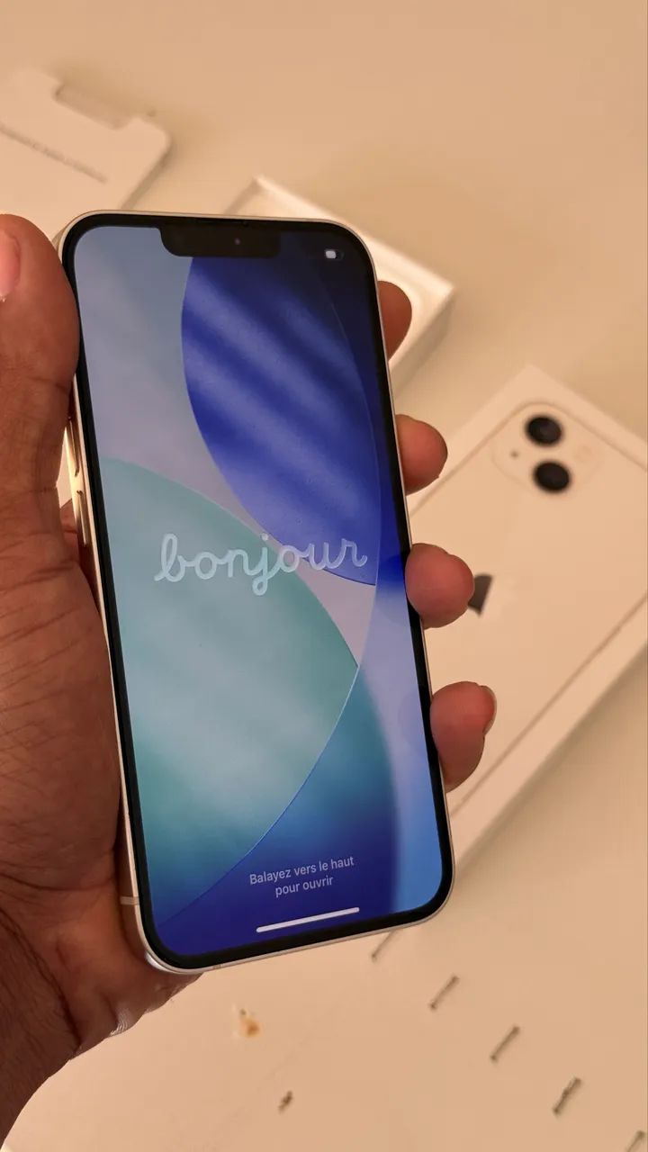 ? iPhone 13 128GB Branco 99% Bateria Original | Impecável
