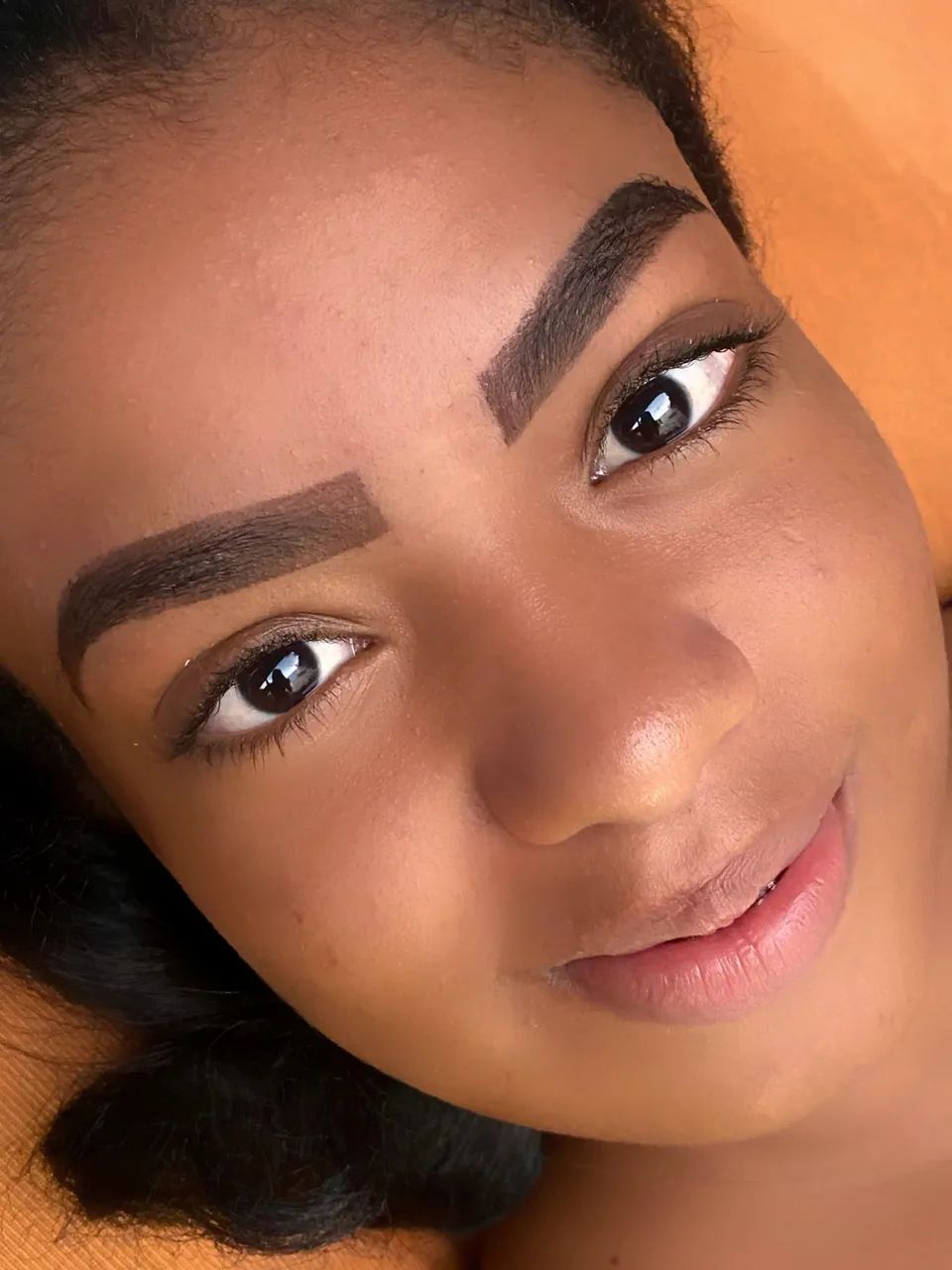 Ofereço serviços de design de sobrancelhas - Foto 3