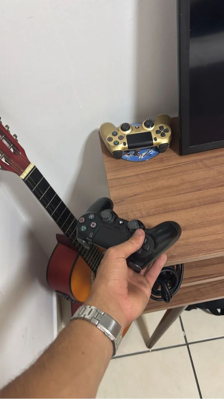 PS4 semi novo  - Foto 2