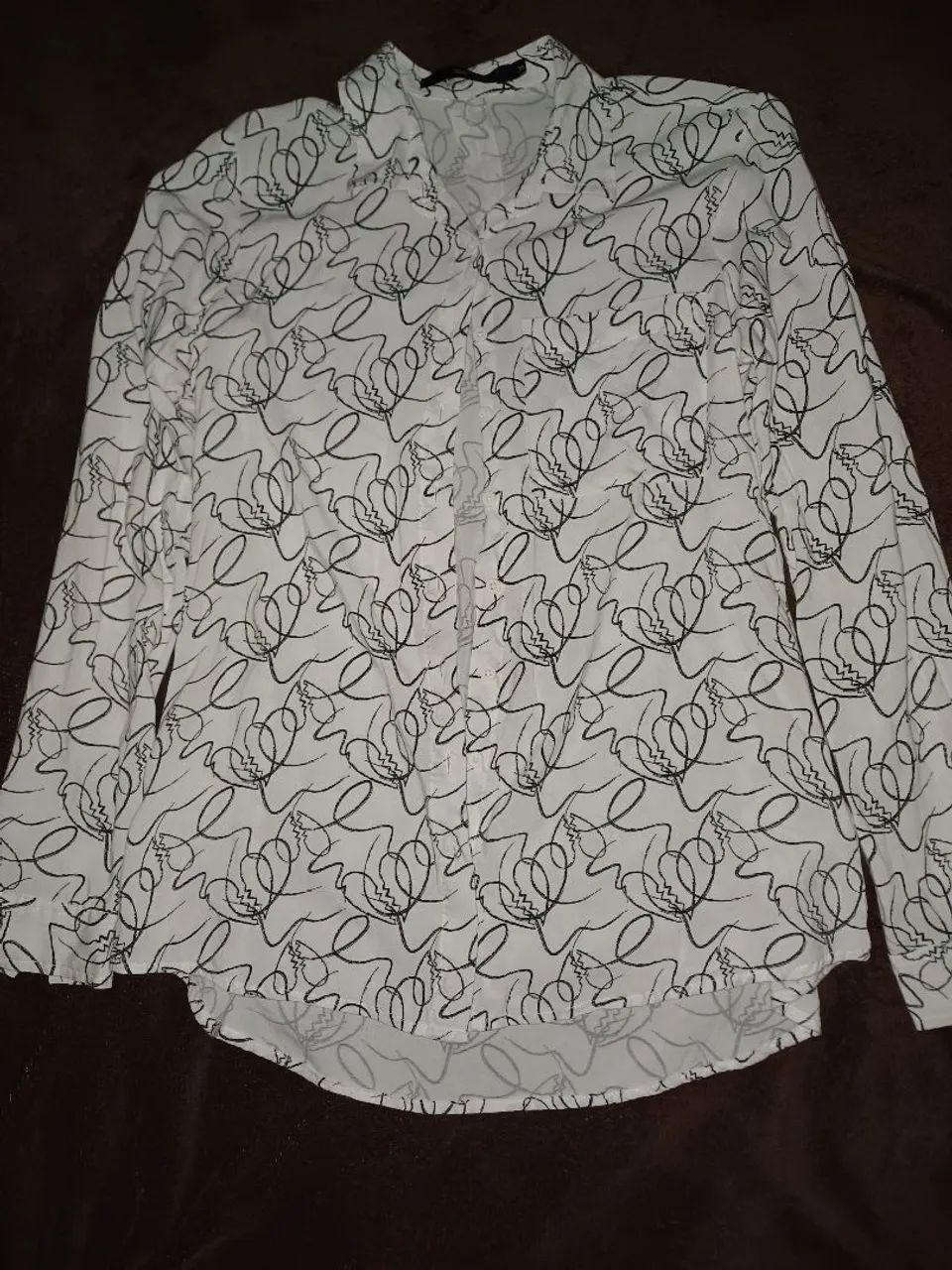 Camisa Pool preto e branco tamanho 36