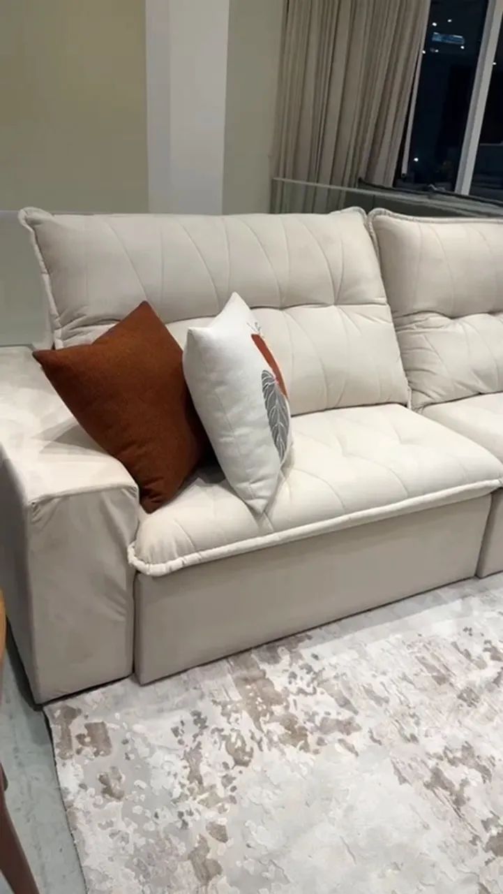 Sofá Premium Bege Claro Impermeabilizado - 3 Meses de Uso - Foto 2