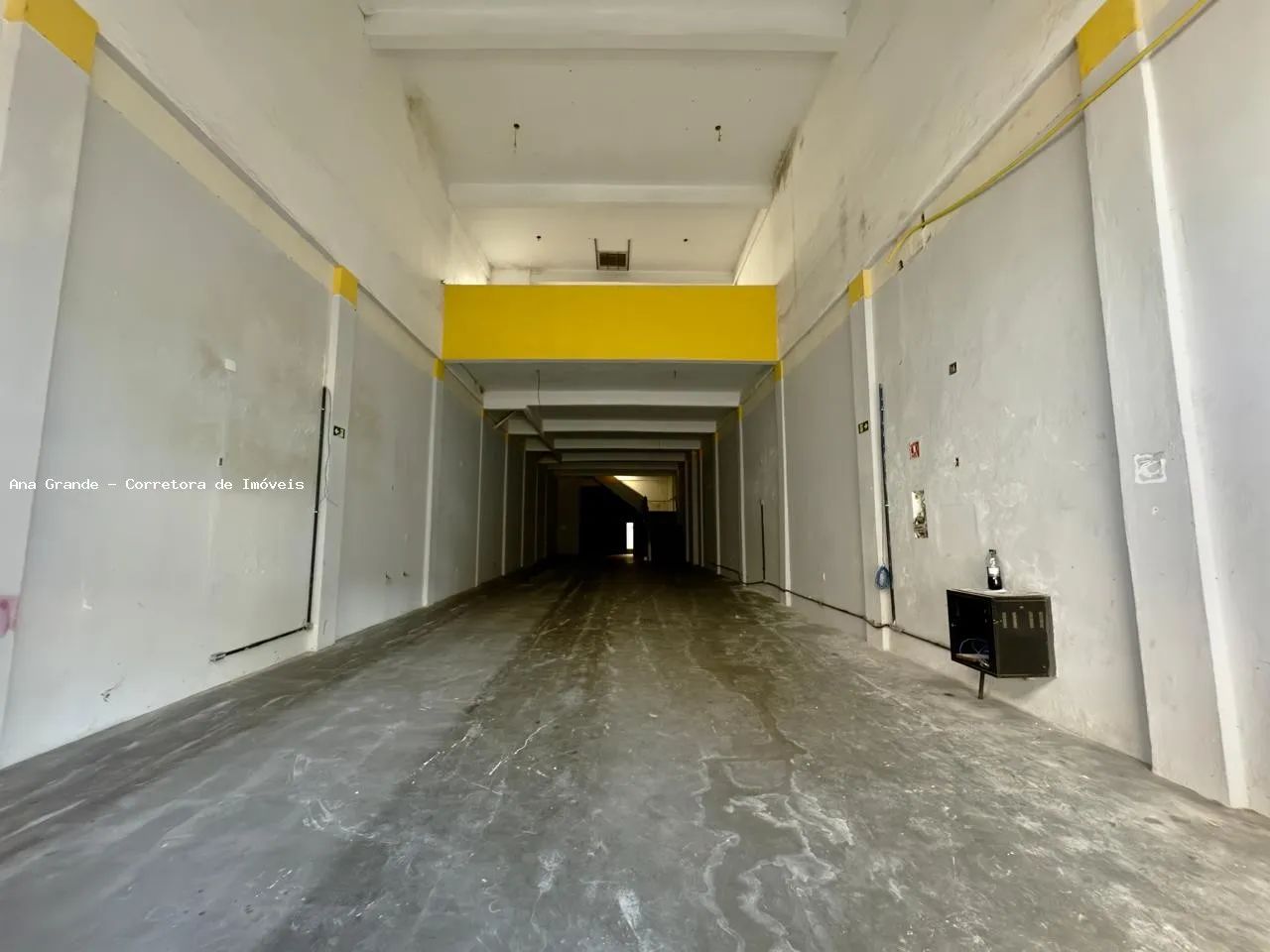 Galpão para Locação em Santos, Centro, 1 banheiro - Foto 3
