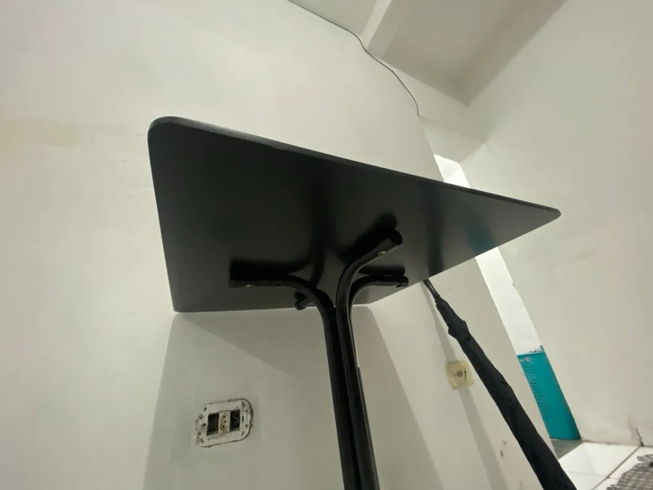 mesa bistrô + 2 puffs491819601295452165