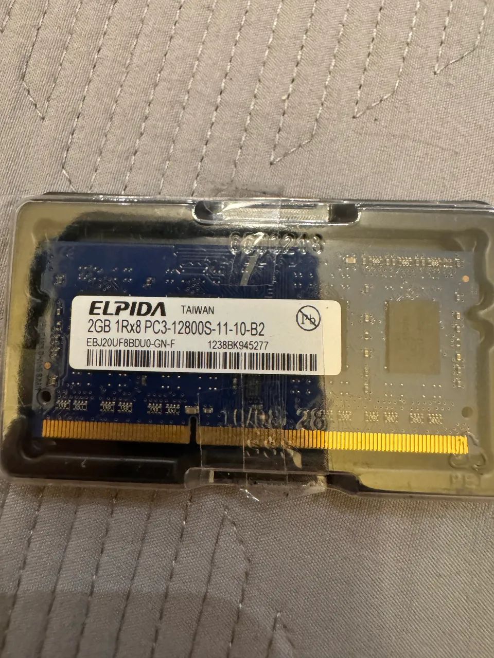 Kit 2x Memória RAM 2GB DDR3 1600MHz para Notebook (4GB Total)