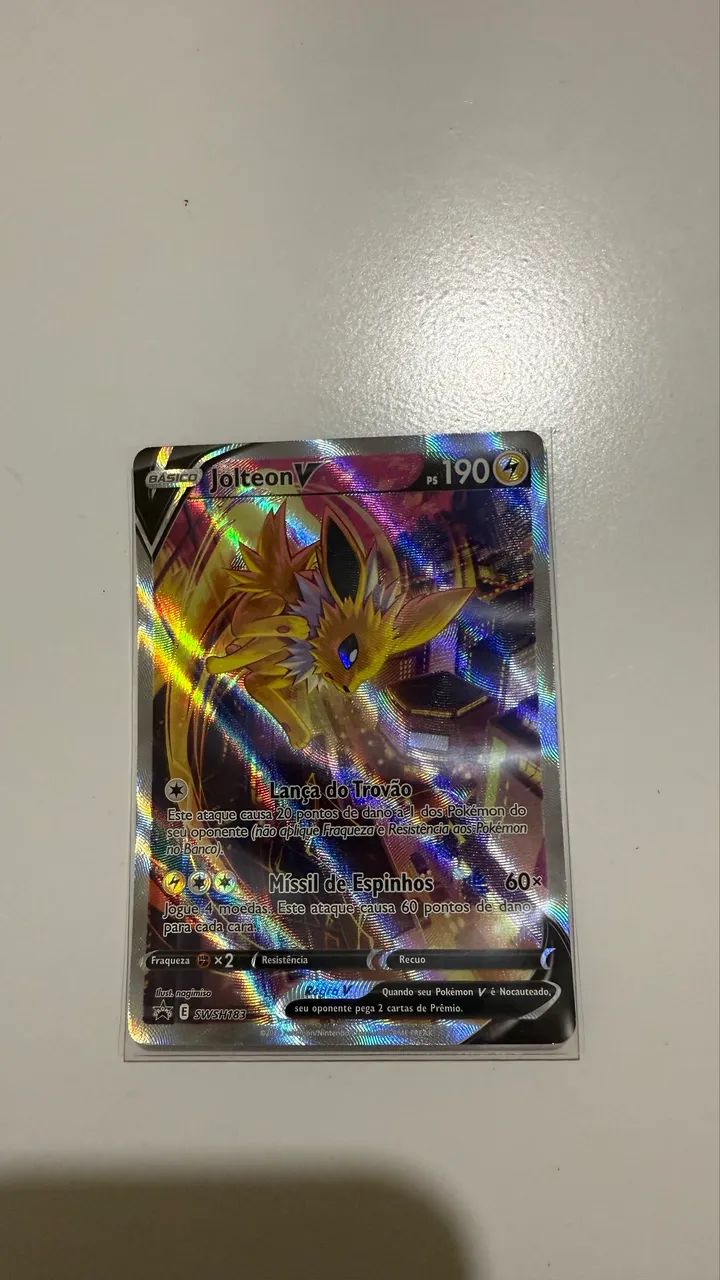 Carta Pokémon Jolteon V - Foto 3
