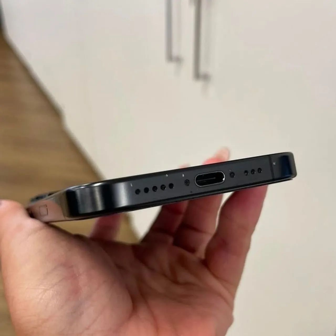 iPhone 16 pro 128 - Foto 2