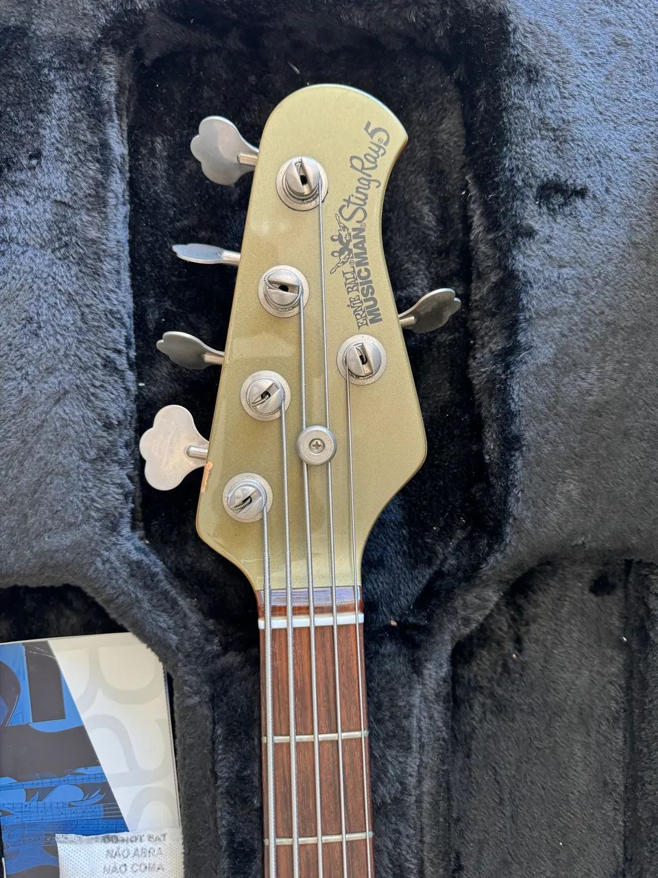 Music Man Stingray 5 H - 2005 com case original - Instrumentos