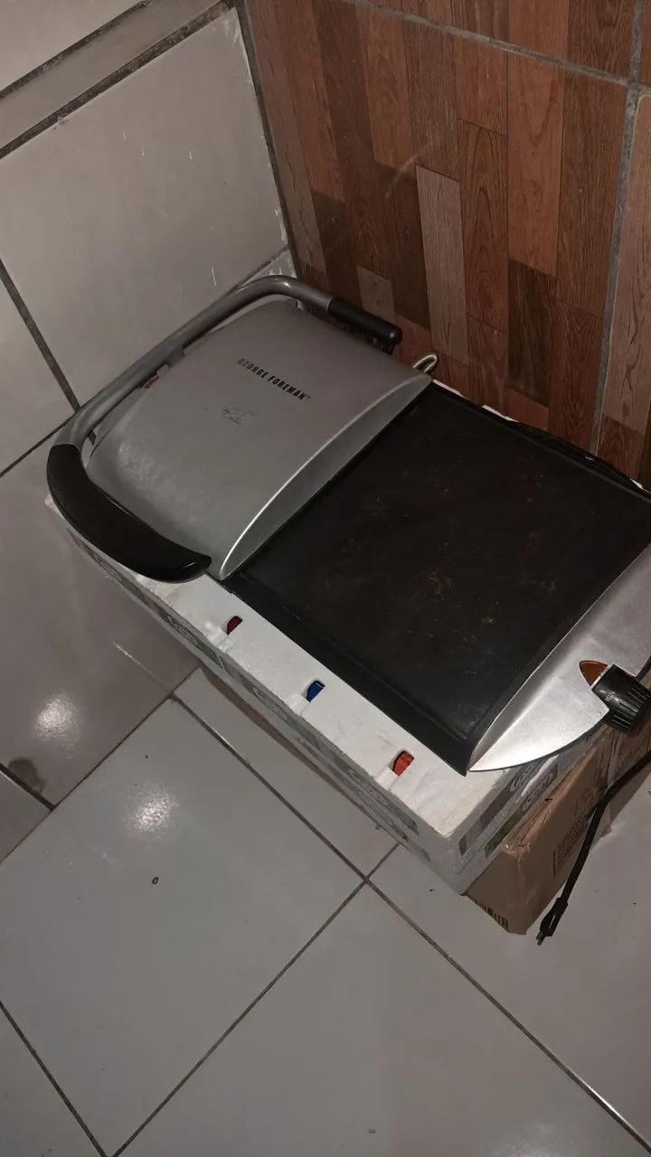 GRILL/CHAPA GEORGE FOREMAN