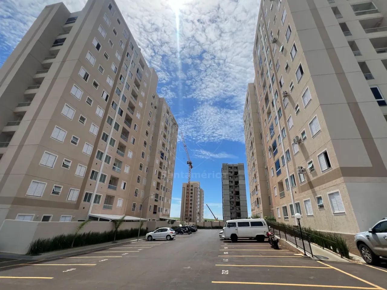 Apartamento para alugar com 2 quartos no Edifício Laguna Málaga - Acquaville, Região Leste - Foto 2