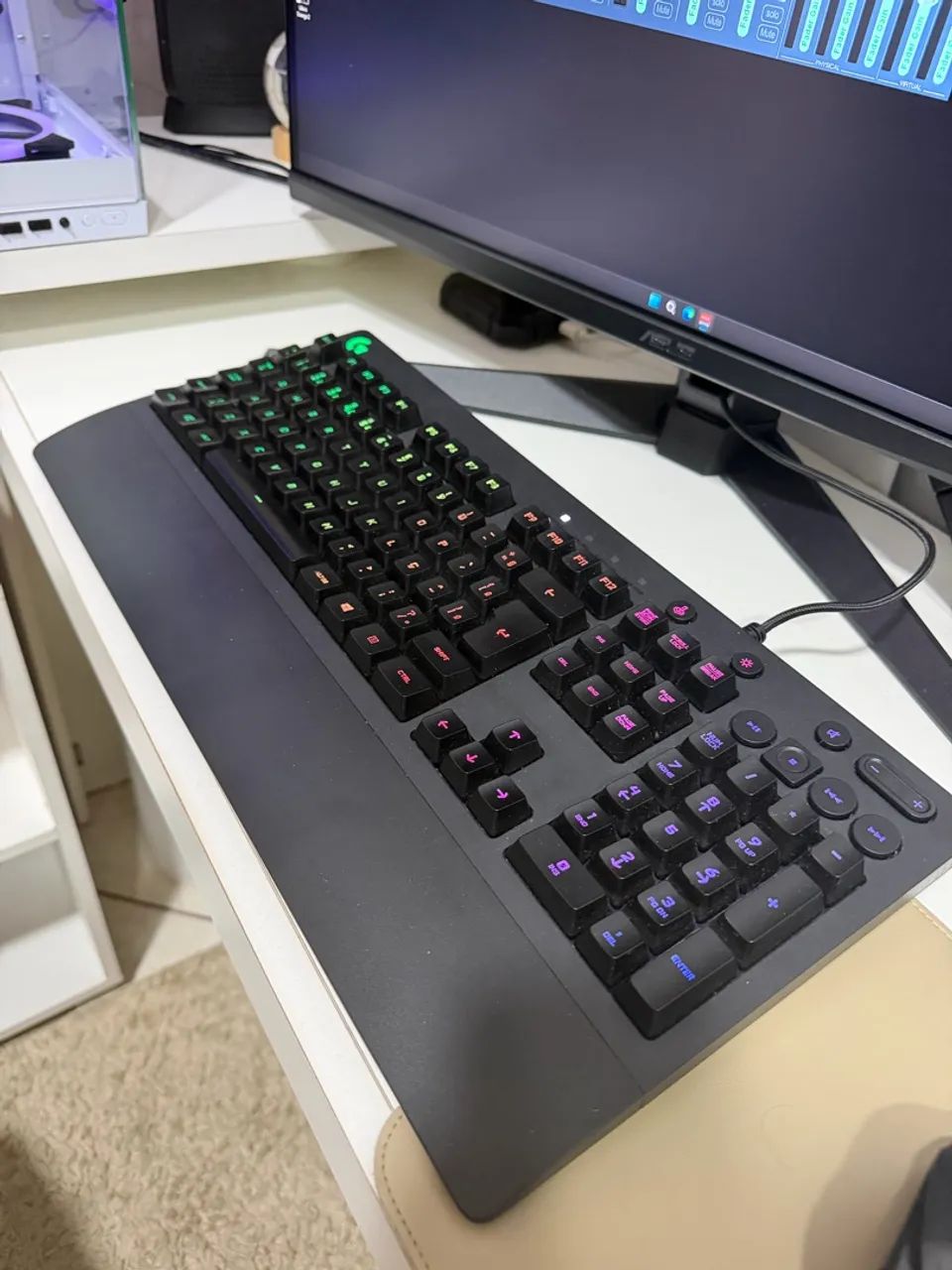 Teclado Gamer Logitech G213 Prodigy - Foto 5