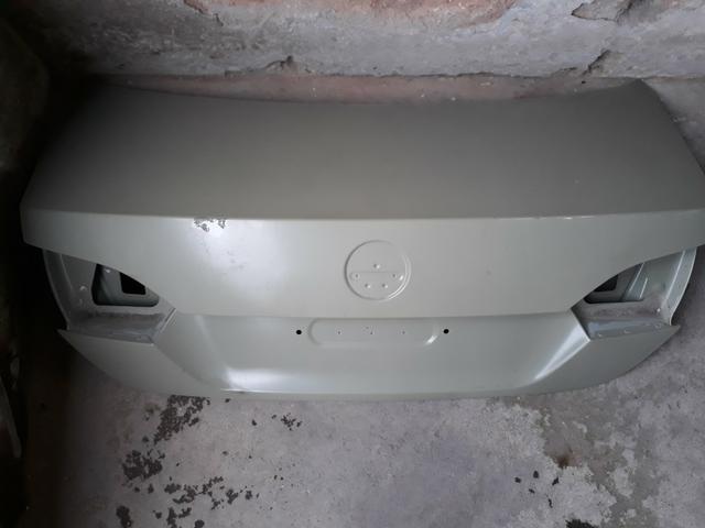 Tampa porta malas vw jetta 2012 2016 original