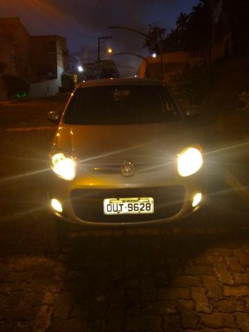 Fiat Palio Attractive 2014 1.0 8V Flex 4 portas Manual R$24.500 - Foto 14