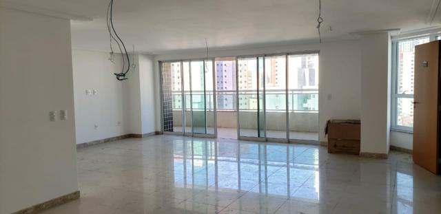 Apartamento com 237m², Meireles, 4 Suítes, 4 vagas - Foto 7