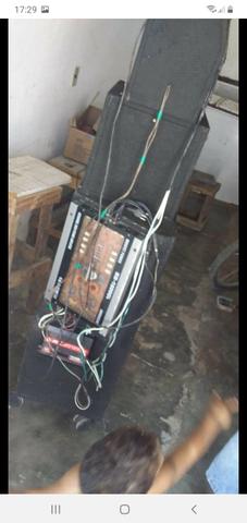 Vendo som automotivo