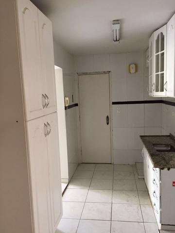Apto com 3 qts, suíte, 1 vaga coberta, completo em armários - a/c financiamento e carro - Foto 14