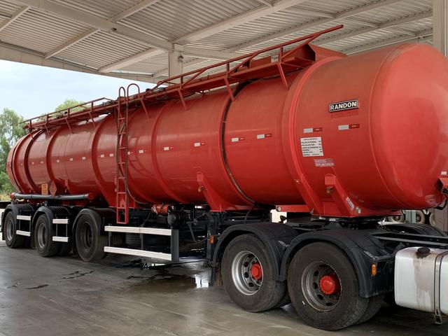 Iveco 2014 c Vanderleia tanque - Foto 3