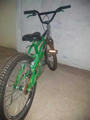 Bike Infantil "aro 20"