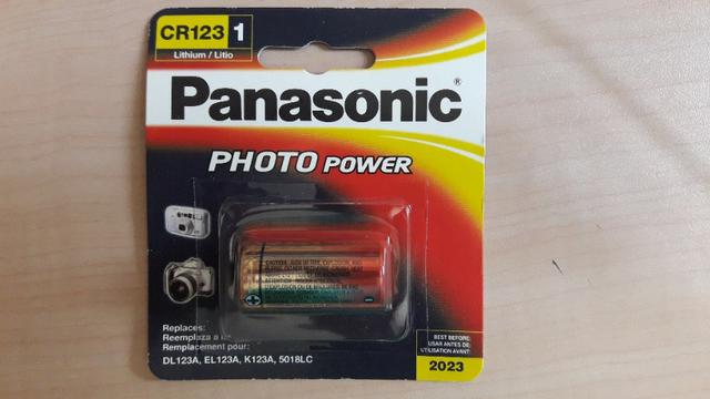 Pilha Panasonic CR 123A - Produto novo e original - Foto 2