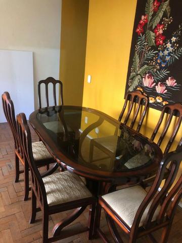 Mesa de vidro e madeira com 6 cadeiras - Foto 2