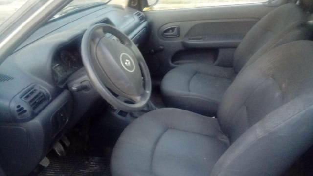 Clio 1.0 2 Portas 2014 (Ágio)